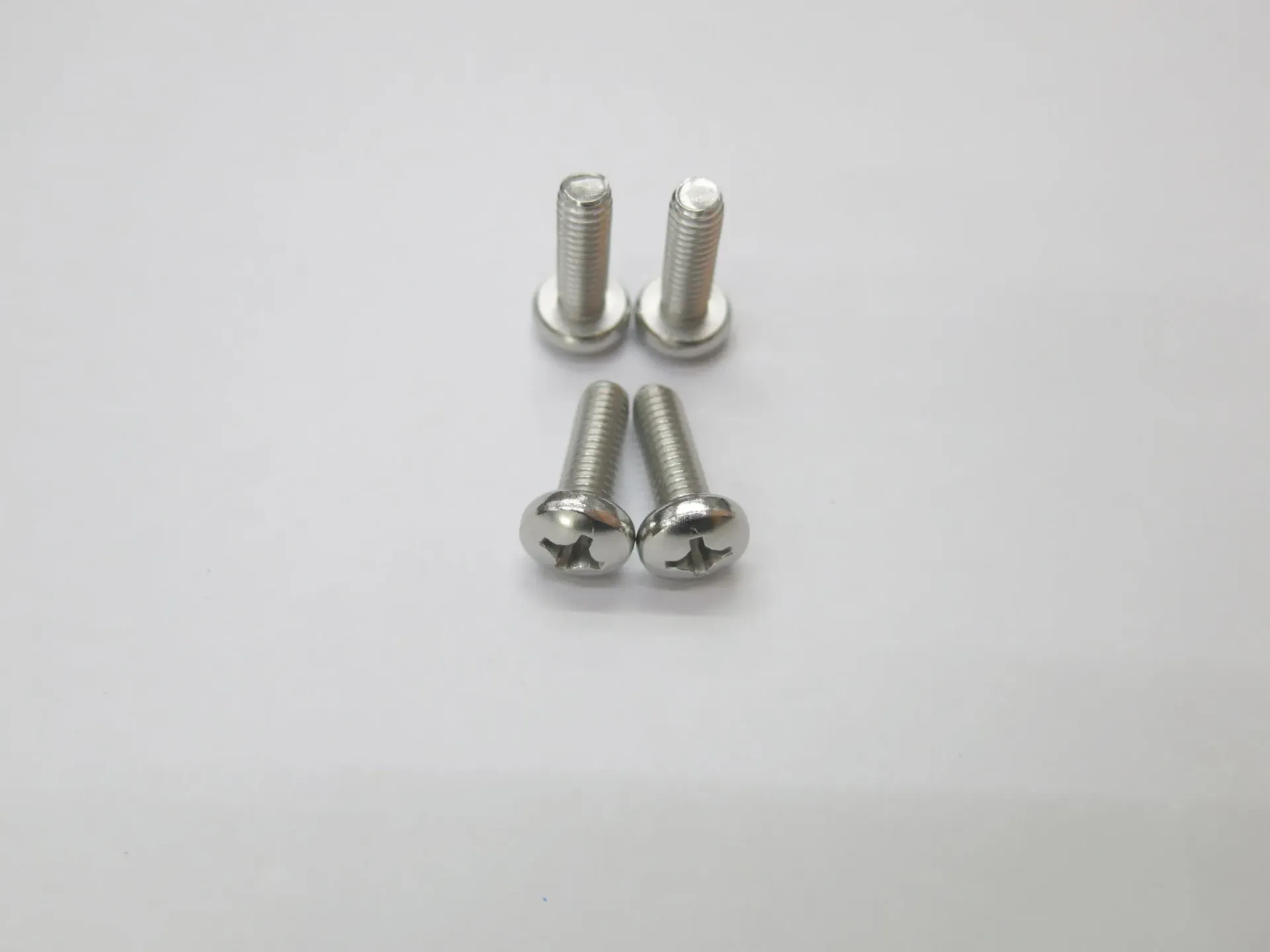 [KBSCPADS4] Kiteboard Pads & Straps Screws